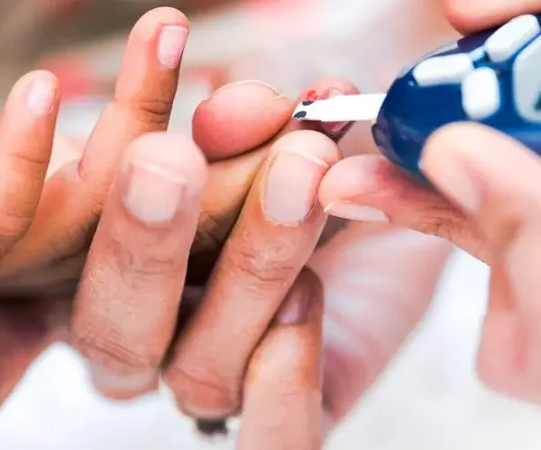 كل ما تحتاج معرفته عن السكري من النوع الأول - الأعراض، الأسباب، والعلاج